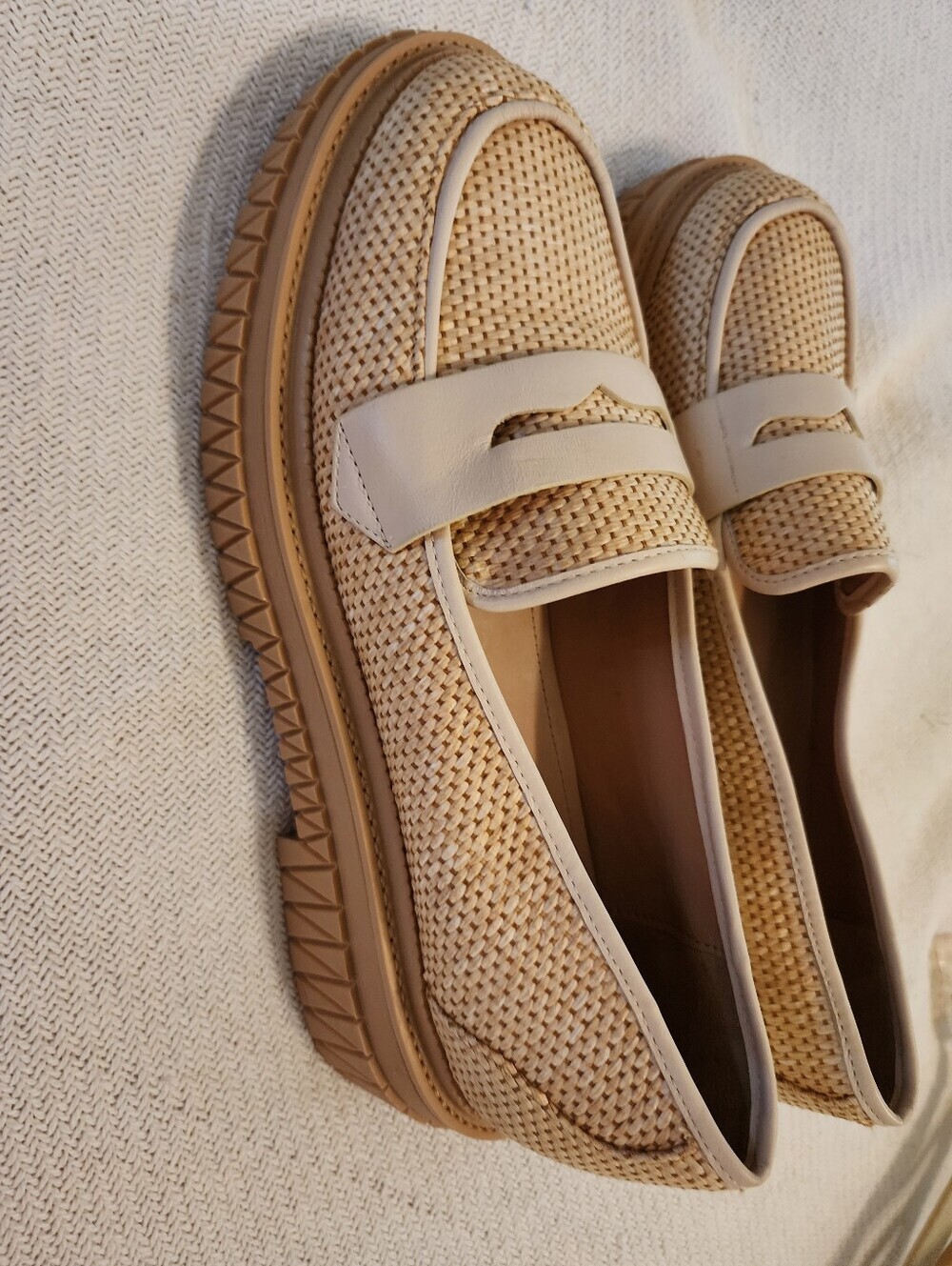 Schutz Viola weekend platform loafers